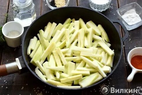 Кабачки брусочками