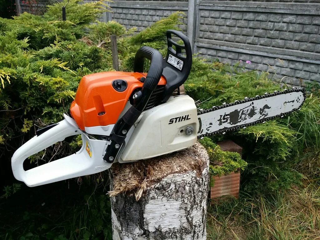 Штиль продаю. Stihl MS 241. Бензопила штиль МС 241. Stihl MS 241 C-M. Stihl MS 261.