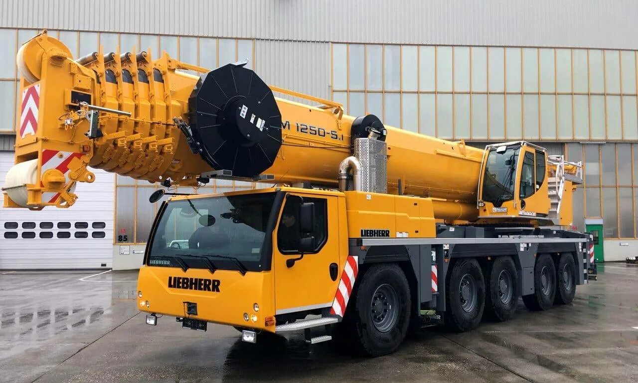 Аренда тн. Кран Liebherr LTM 1250. Кран "Liebherr" LTM-1250/1. Автокрана 250 тонн Liebherr LTM 1250. Кран Liebherr 250 тонн.