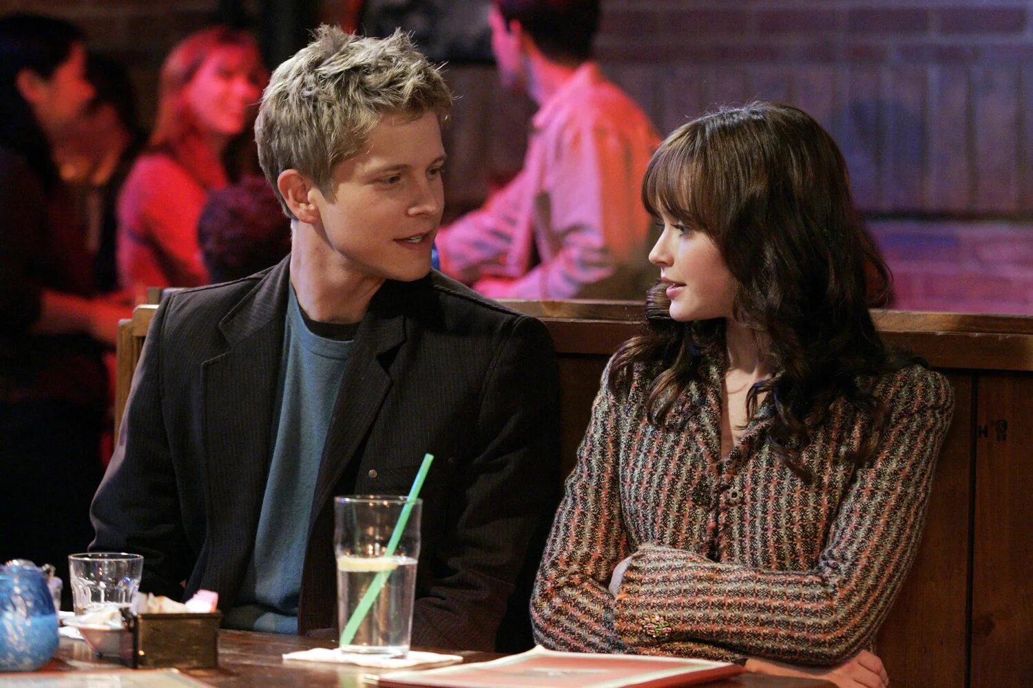 Алексис бледел девочки гилмор. Рори гилмор эстетика. Рори гилмор девочки гилмор. Рори гилмор. Рори гилмор девочки гилмор.