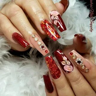 Самые красивые ногти новогодние