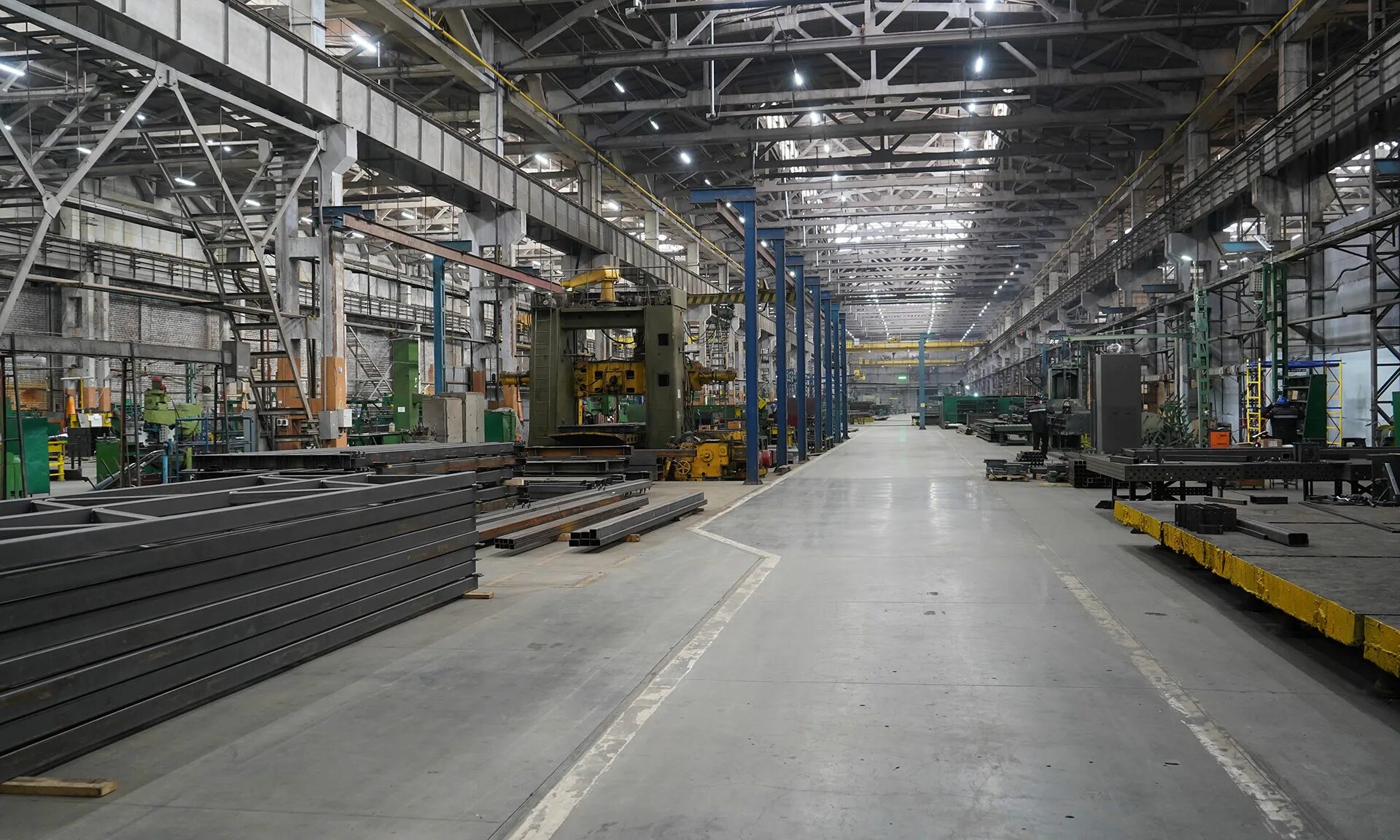 крупные предприятия брянска. термотрон завод брянск фото. промышленные предприятия брянска. белгородский моторный завод бмз. промышленные предприятия брянска.