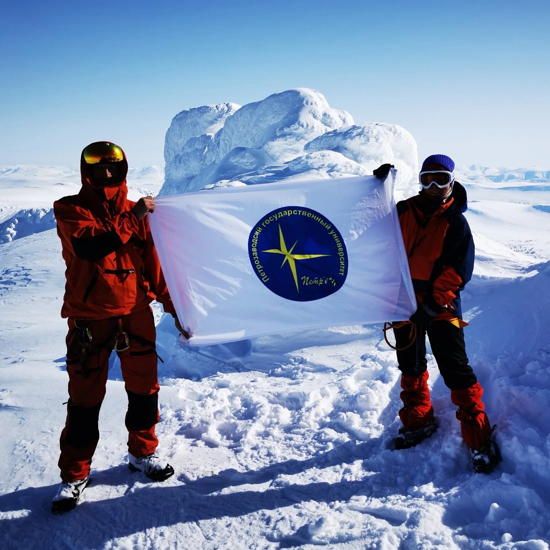 Азиатская экспедиция рерихов. Машина для экспедиций. Экспедиция рерихов в тибет и гималаи. Жизнь в арктике. Центр экспедиций.