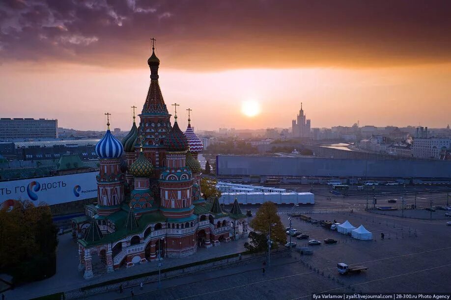 Кремль Москва. Кремль Москва внутри. Кремль в Питере. Московский Кремль внутри. Кремлевский спб