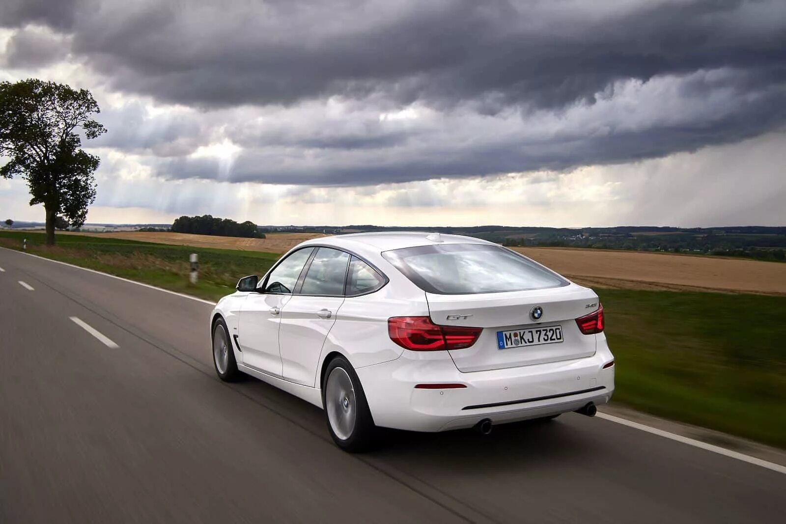 BMW 335i Gran Turismo - M Sport Package (03/2013).