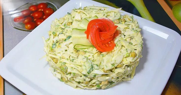 Лучшие Рецепты on Instagram: "Салат "Быстро и вкусно"☺ Этот салат настолько прос