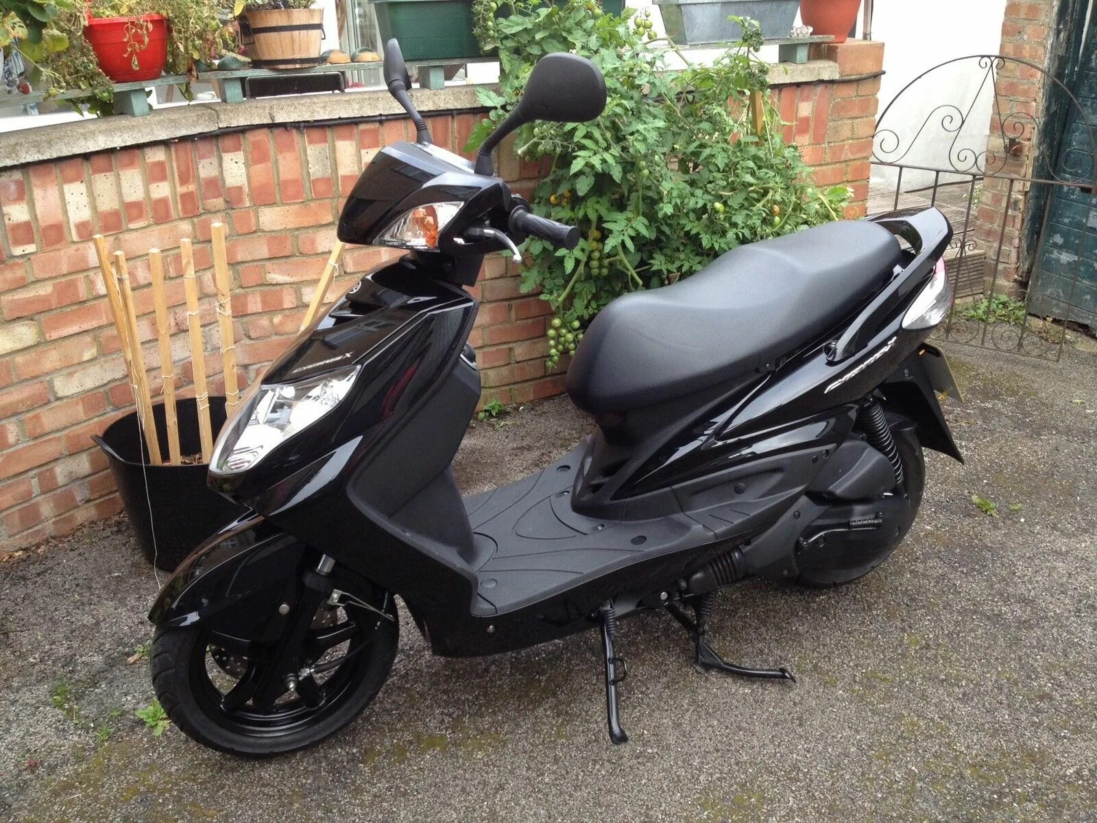 Cygnus rs. Yamaha cygnus 125. yamaha cygnus rs 125. скутер ямаха цигнус 125. скутер yamaha cygnus 125.