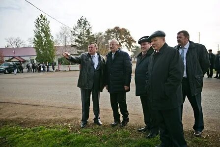 Погода красногорский оренбургская. СПК колхоз Красногорский Саракташского района. Колхоз Красногорский Оренбургская область Саракташский район. СПК Красногорский Оренбургская область.