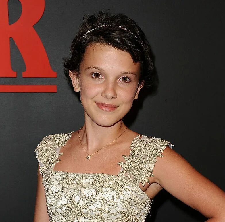 Милли Бобби. Millie Bobby Brown. Милли Бобби Браун маленькая. Милли Бобби Браун в детстве. Про милли бобби браун