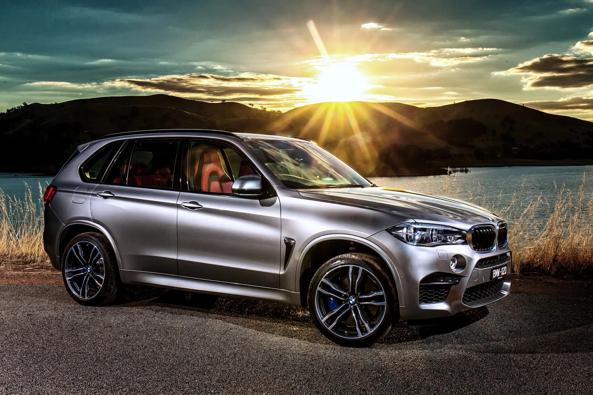 Bmw x5 обзор. BMW x5m 2015. БМВ х5 2018. БМВ Икс 5 f15. БМВ x5m 2018.