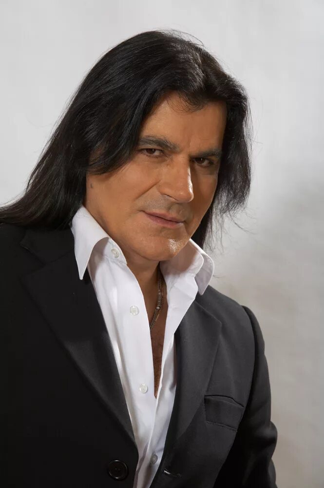 Николай басков 1990. Певцы эстрады мужчины список. Владимир винокур 2020. Стас михайлов 2000. Александр миньков.