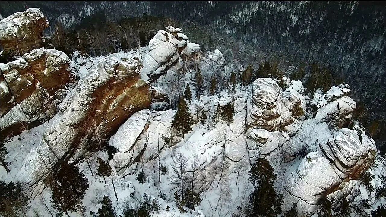 Воробушки скала Красноярские столбы. Скалы воробушки Красноярск. Красноярские столбы воробушки. Ковид в красноярском