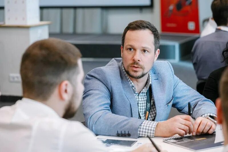 ведущий дистрибьютор