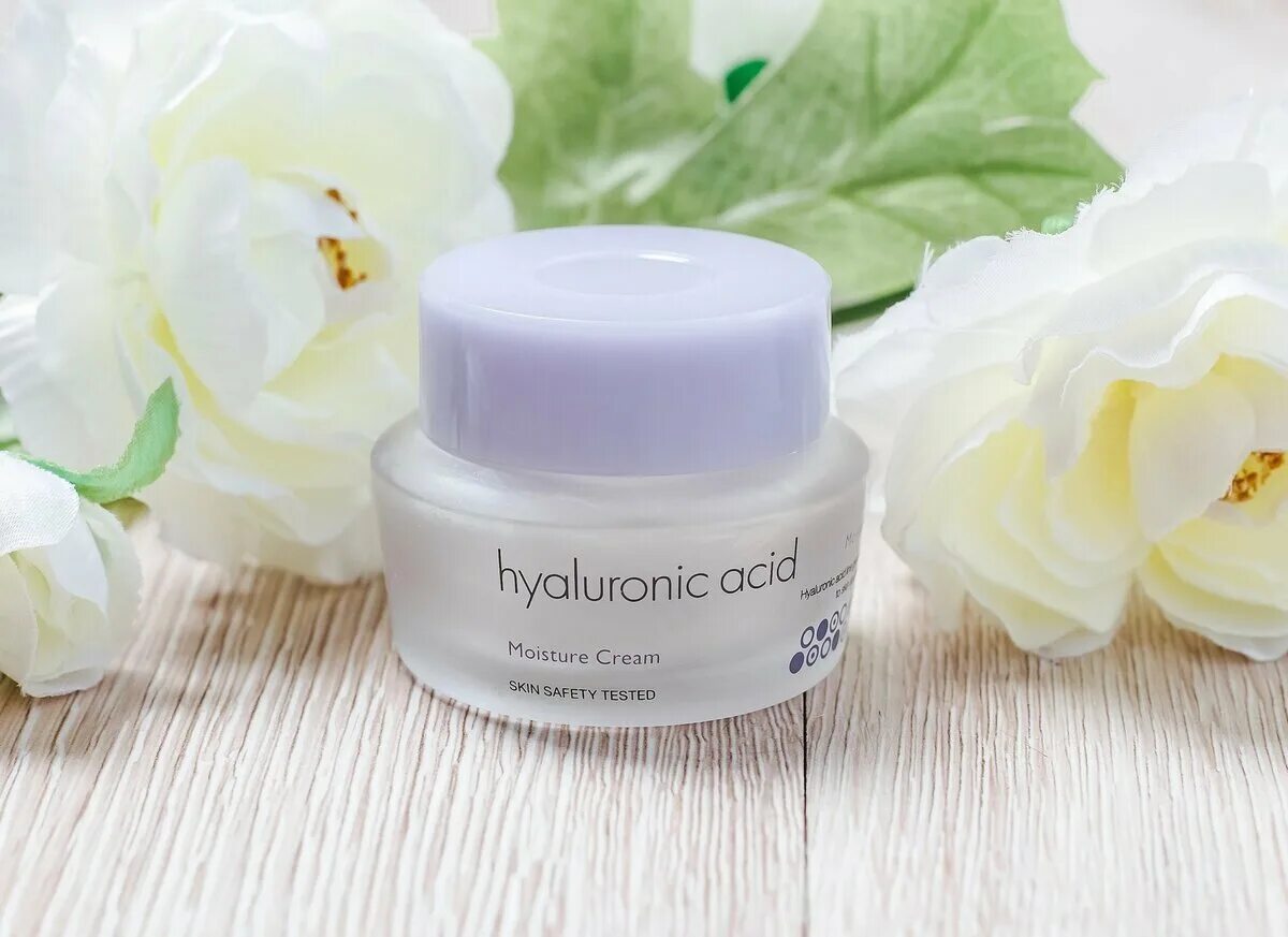 Корейские крема 50 лучшие. Hyaluronic acid Moisture Cream. Крем Hyaluronic acid Moisture. Крем it's Skin Hyaluronic. It's Skin Hyaluronic acid Moisture Cream (50ml).