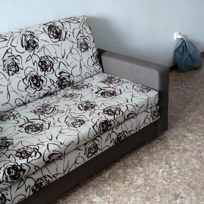 Бэушные диваны в череповце. Авито череповец от прямых работодателей череповец. Мягкая мебель череповец. Череповец барахолка мебель. Диваны череповец.