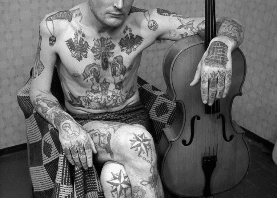 Ходить на цырлах. Прыгать на цырлах. На цырлах значение. Тюремная жизнь блатных. На цырлах значение.