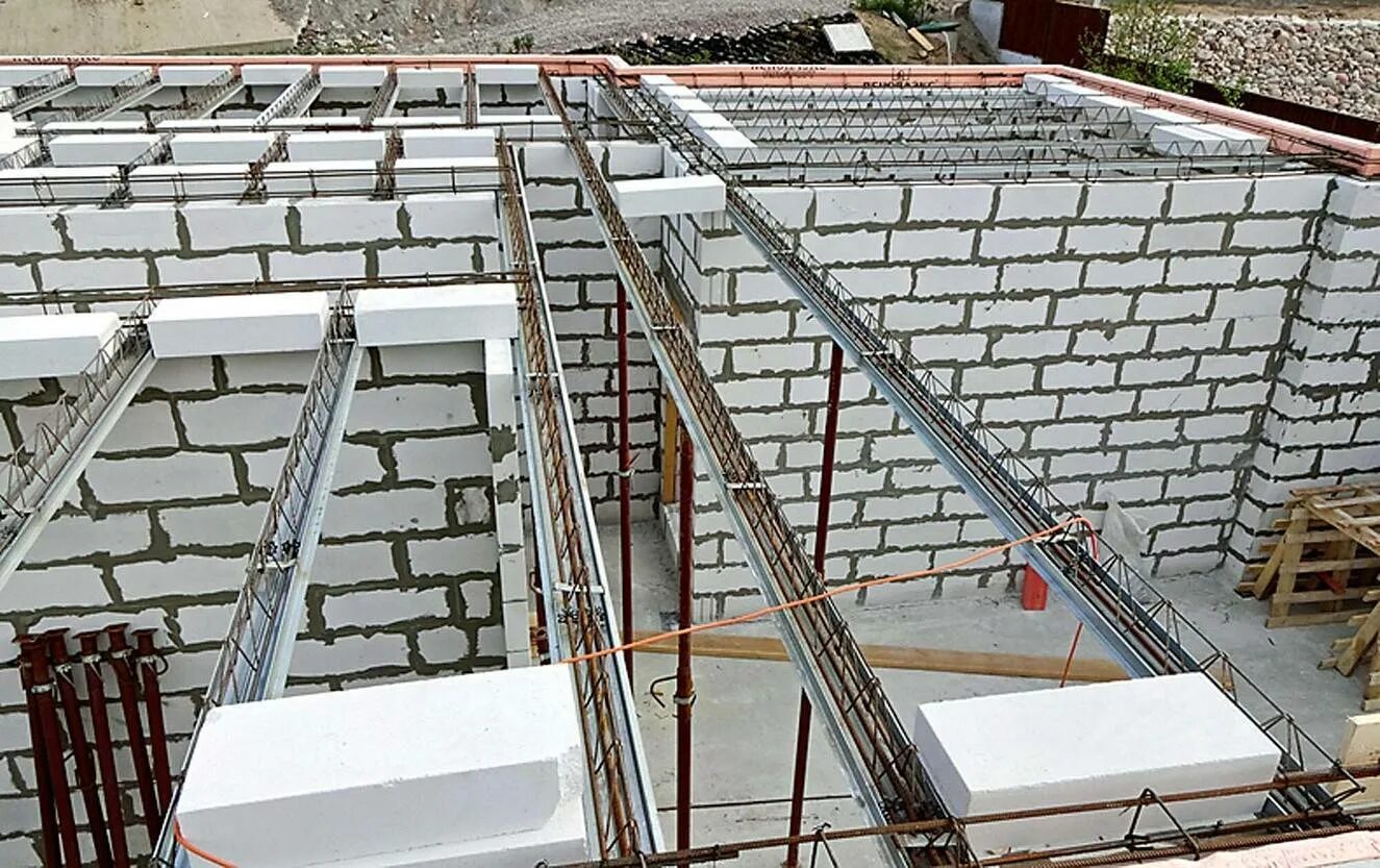 U блоки газобетон 400. Газоблок монолит. Балки сборно монолитные перекрытия марко. Армопояс 400 блок. Плиты перекрытия терива.