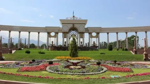 Порно орыс түнгі дискотека туалет