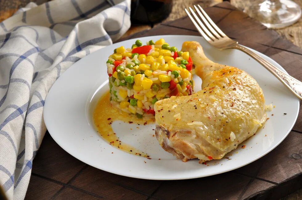 правильный ужин. сытный ужин. вкусный и полезный завтрак. средиземноморский завтрак. гарнир к форели.