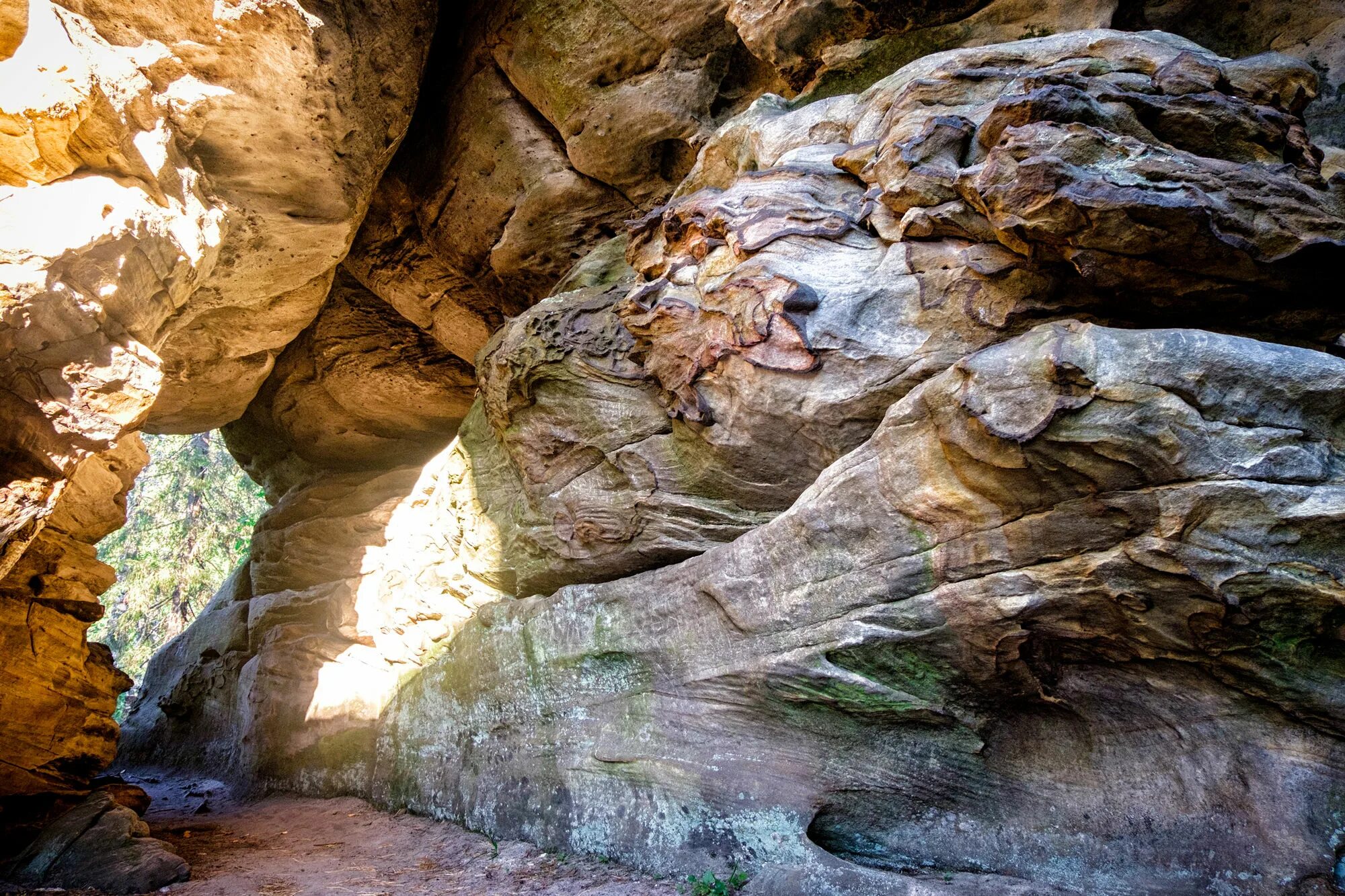 усьва каменный город пермский край. каменный город пермь экскурсии. каменный город пермь губаха. каменный город пермь экскурсии. каменный город пермский край.