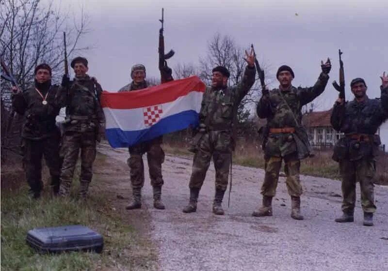 Косово сербия конфликт 1999. Сербы на балканах. Рдо 1 в югославии. Сербы на балканах. Сербы на балканах.
