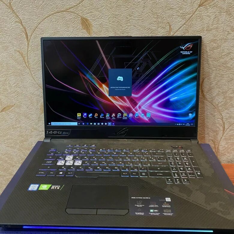 Asus rog strix scar купить. Ноутбук ASUS Strix scar. Игровой ноутбук ASUS ROG Strix scar II gl704gw-ev053t Core i. ASUS ro Strix scar 2. Игровой ноутбук ASUS ROG Strix scar II gl704gw-ev053t Core i цена.