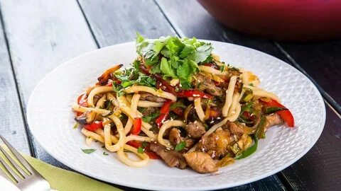 Лапша удон с овощами мясом
