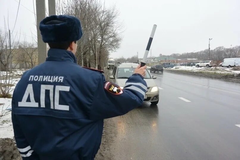 Моргнул дальним. Мигнуть дальним человеку. булкин дпс м5.