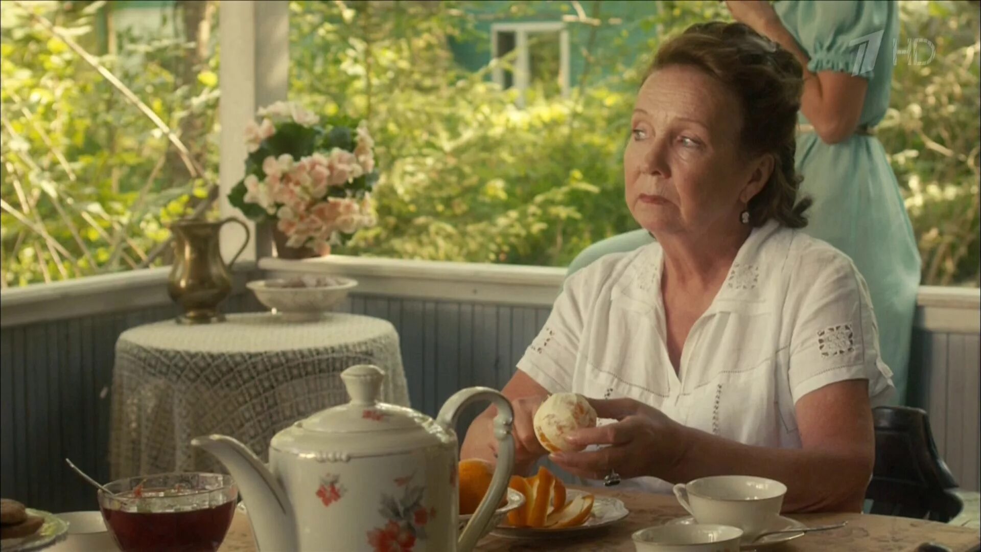 Московская сага сериал 2004. Семейные саги советских времен. Семейные саги русские. Серебряный бор 1 серия. Дом с лилиями фильм 2014.