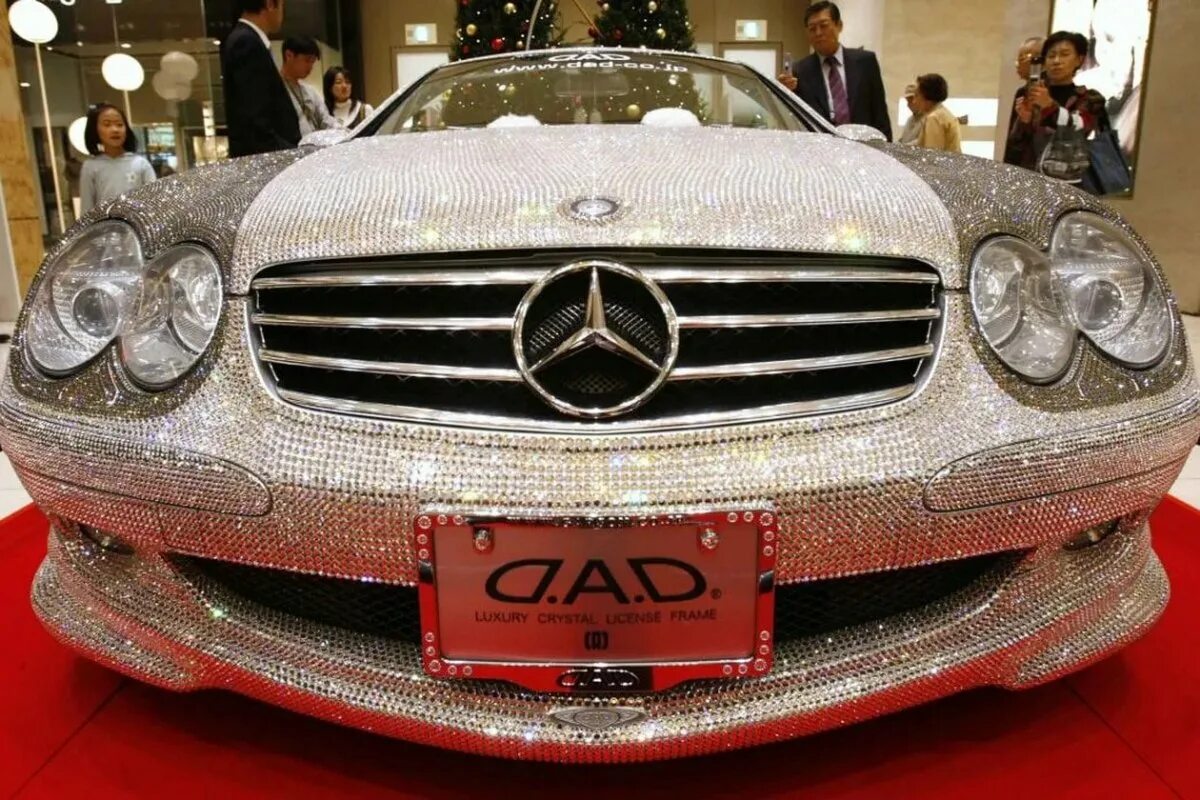 Самой дорогой мерседес в мире. Mercedes-benz sl600 бриллиантовый. mercedes sl 600 бриллиантовый. сваровски мерседес бенц sl600. мерседес sl 600 diamond.