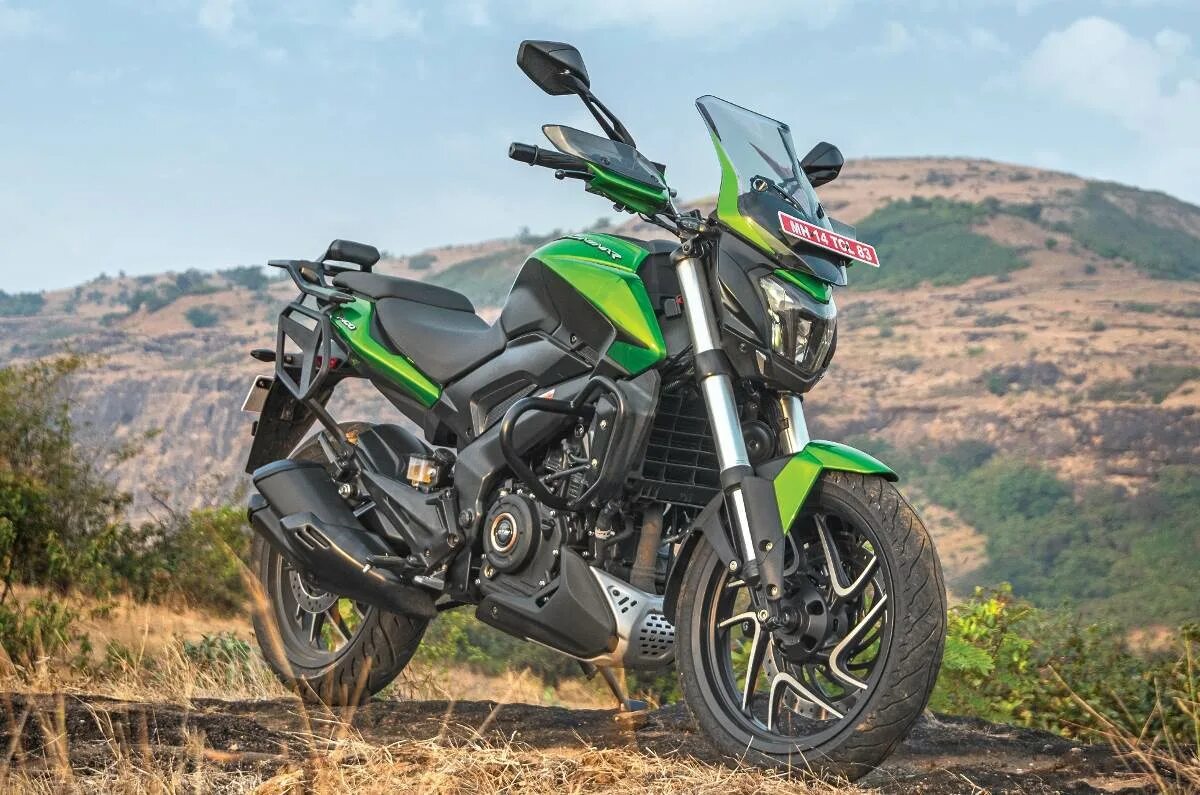 Баджадж 400 купить. Баджадж Доминар 400. Bajaj Dominar 400ug Touring. Dominar 400 Touring. Dominar 400 Touring Edition..