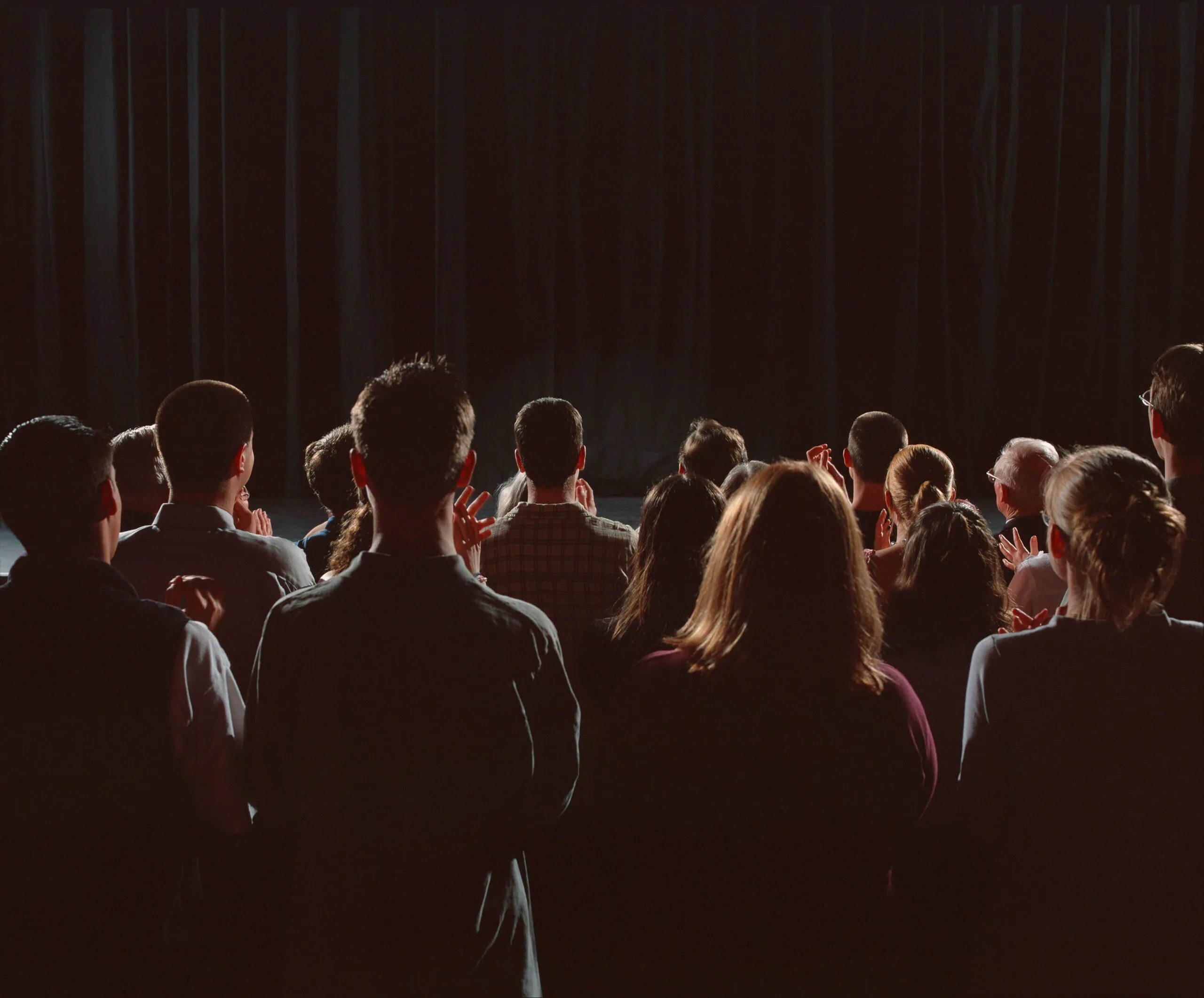 Standing o. Standing Ovations. Логотип Applause Ovation. A person giving a standing Ovation. Audience ovating in Theatre.