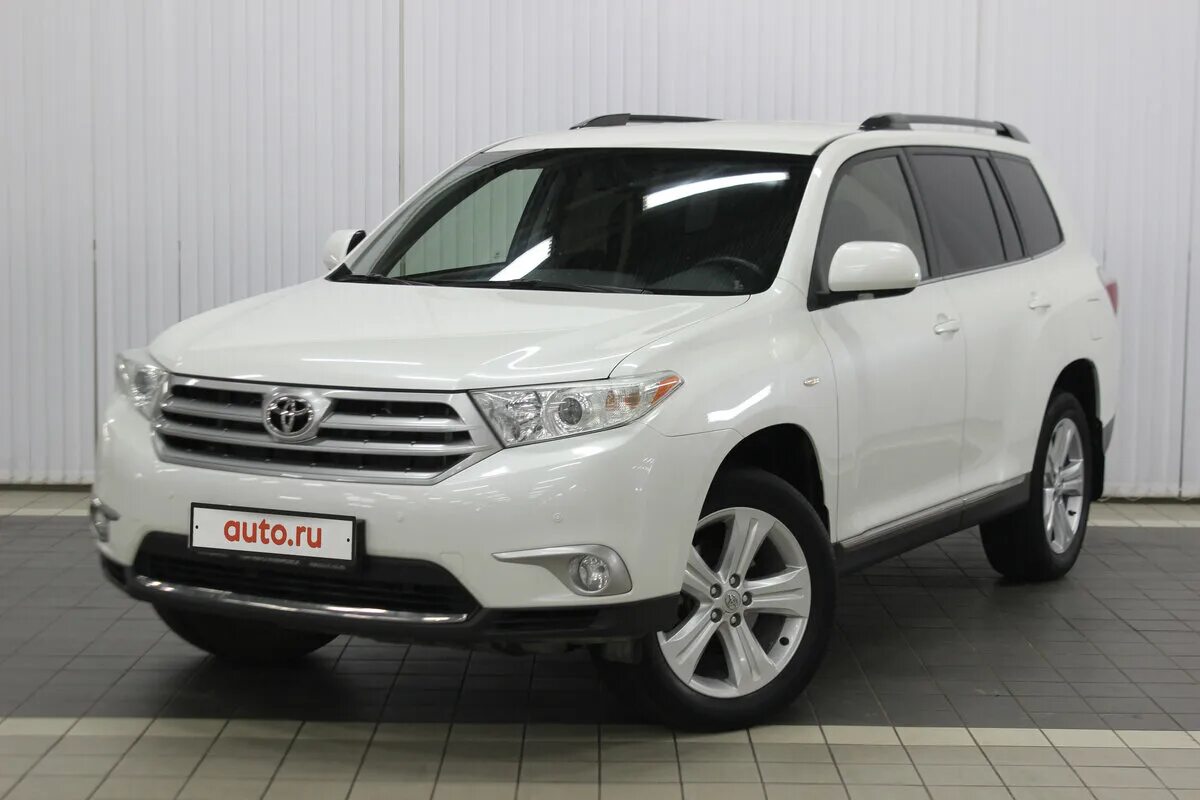 Toyota highlander u40 2012. Toyota highlander ii (u40) (рестайлинг) (2010-2013). Toyota highlander 2010. Toyota highlander 2013. хайлендер 2 поколения рестайлинг.