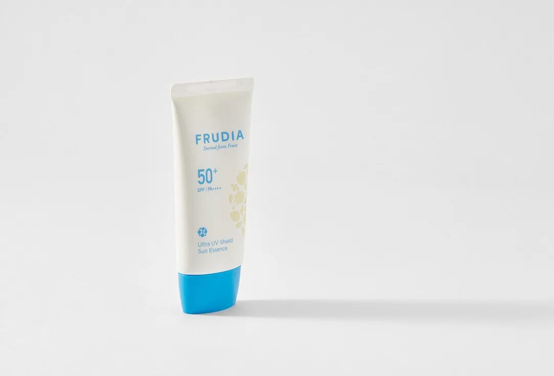 Frudia SPF 50 эссенция. Крем-эссенция с ультра защитой от солнца spf50+/pa++++ / Frudia Ultra UV Shield Sun Essence. La sincere SPF Sun Shield.