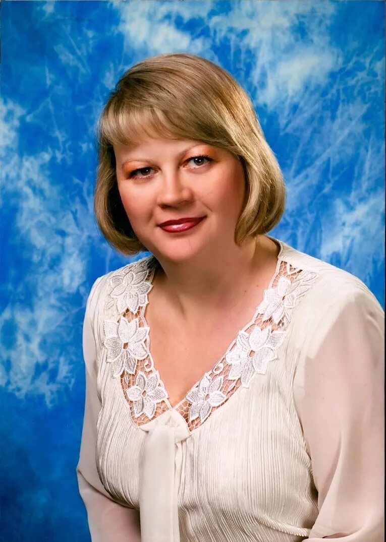 учитель в школе. красивые учительницы. учительница 5. учительница 5. учительница 5.