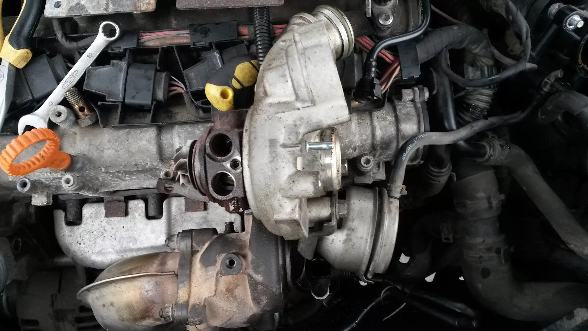 Картерные газы 1.4 tsi. Клапан вестгейта 1.4 tsi 122. 1.4 caxa актуатор турбины. ремкомплект турбины 1.4 tsi cava. ремкомплект турбины 1.4 tsi caxa.