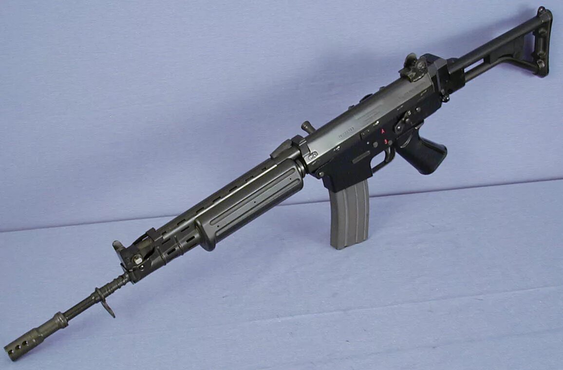 Винтовка FN FNC-80. Штурмовая винтовка FNC. Штурмовая винтовка (автомат) FN FNC. FNC винтовка.