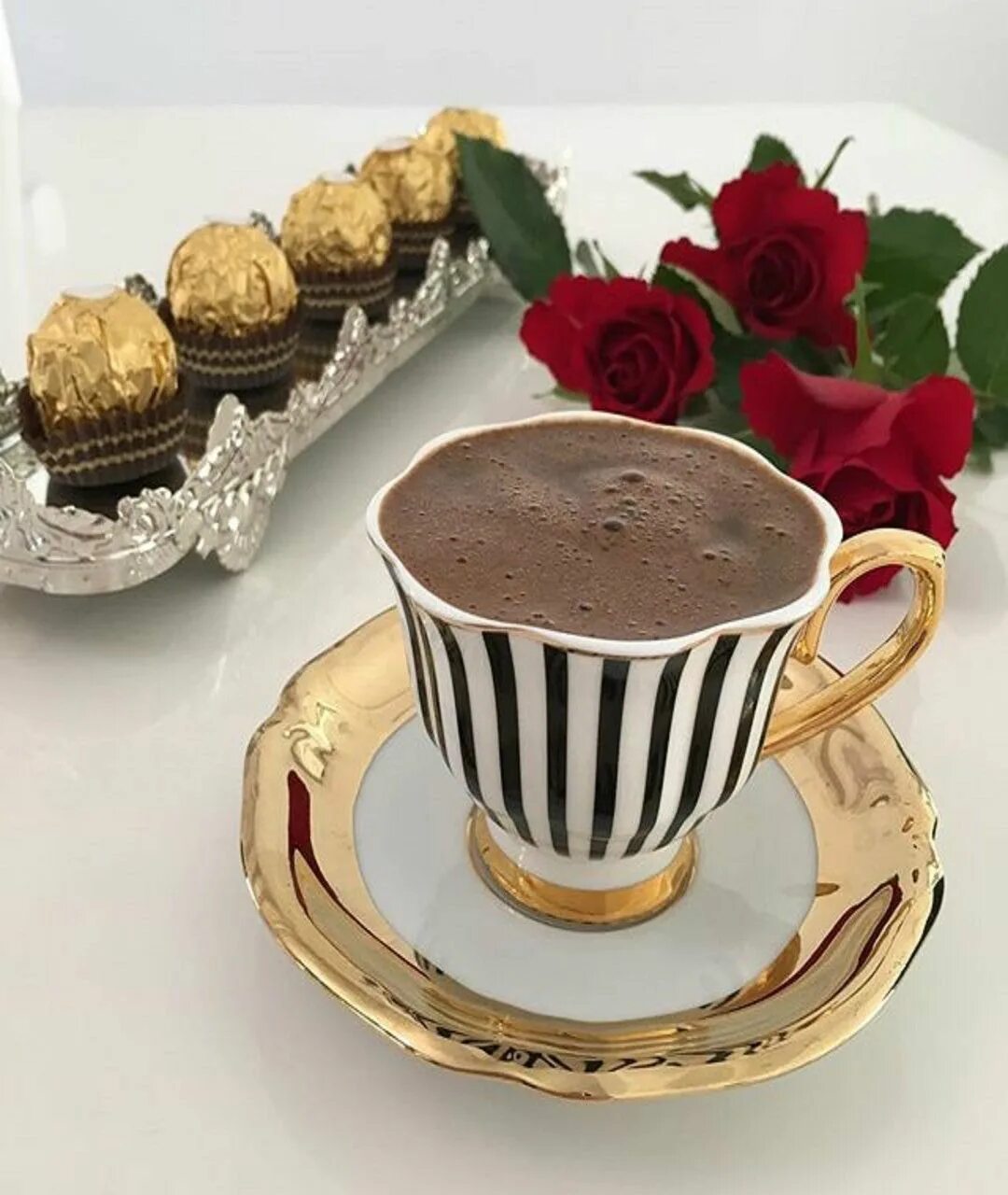 Открытка доброе утро красивое кофе. Чашечка кофе с добрым утром. открытки с кофе. красивая чашка кофе. доброе утро с чашечкой кофе.