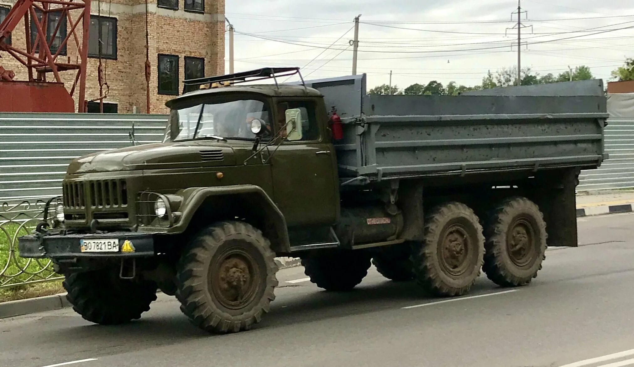 Зил 131 д 245. ЗИЛ 131 грузовой самосвал. ЗИЛ 131 бортовой. ЗИЛ 131 Гражданский бортовой. ЗИЛ 131 военный.