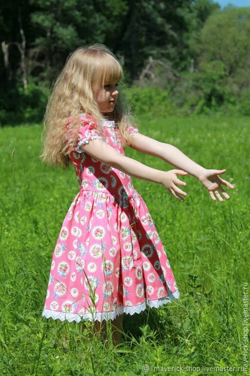 Девушка платья из ситца песня. Девочка в платье из ситца песня. Девушка платья из ситца песня. Девушка платья из ситца песня. Девушка платья из ситца песня.