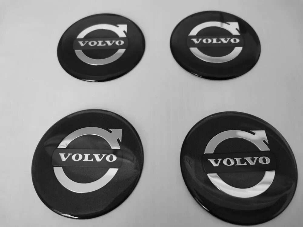 Volvo s40 door sticker. Вольво наклейки стекол. Наклейка вольво на боковое стекло. Вольво наклейки стекол. Викинг вольво наклейка.