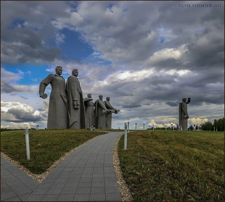 мемориал «героям-панфиловцам» в дубосеково. мемориальный комплекс в дубосеково. памятник панфиловцам в дубосеково. мемориал 28 героям-панфиловцам. дубосеково мемориал.