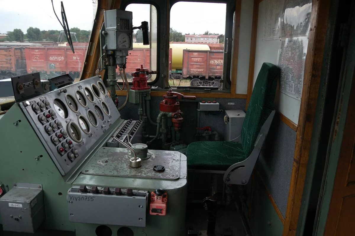 кабина вл. вл80с кабина. вл11 электровоз кабина. тепловоз вл80 кабина. кабина локомотива вл 10.