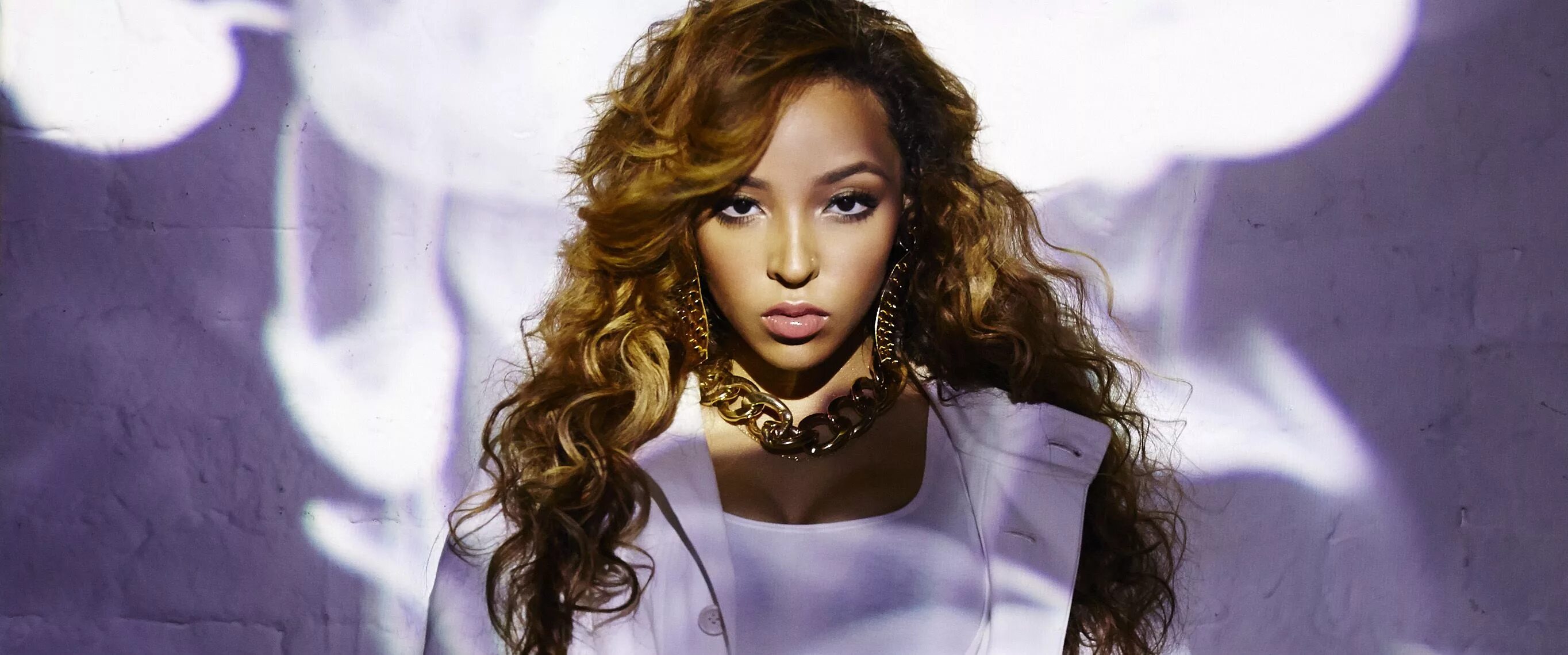 Ньятсунго тинаше стефен. Тинаше. Tinashe remix. Tinashe 2 on feat. Tinashe 2 on.