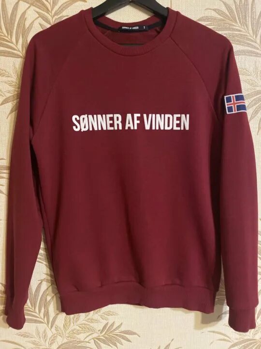 Кофта sonner af vinden. Одежда sonner af vinden. Sonner af vinden толстовка. Sonner af vinden футболка. Soner at vinden