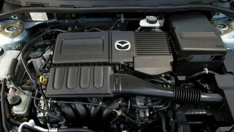 F2545298 бензиновый двигатель mazda 3 mazda3 1.6 b6ze 105 км купить бу Z3832744 