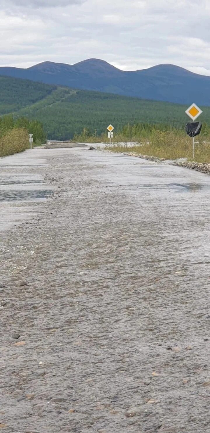 Якутск Югоренок автодорога. Дороги Якутии. Дорога Амга. Дорога в Якутии. Якутск закрыт