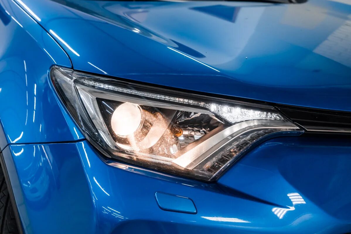 Как поменять лампу на рав 4. Лампочка ближнего света тойота рав 4. toyota rav4 2015 передние фары. лампа на тойота рав 4 2016. фара toyota rav x50 led.