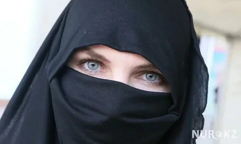 Креол әйелдерінің жалаңаш суреттері