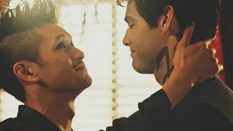 Alec magnus